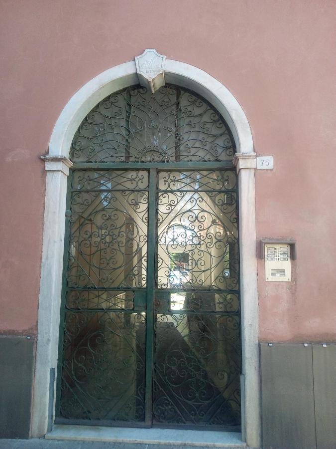 Apartamento Antico Borgo Al Mare Lavagna Exterior foto